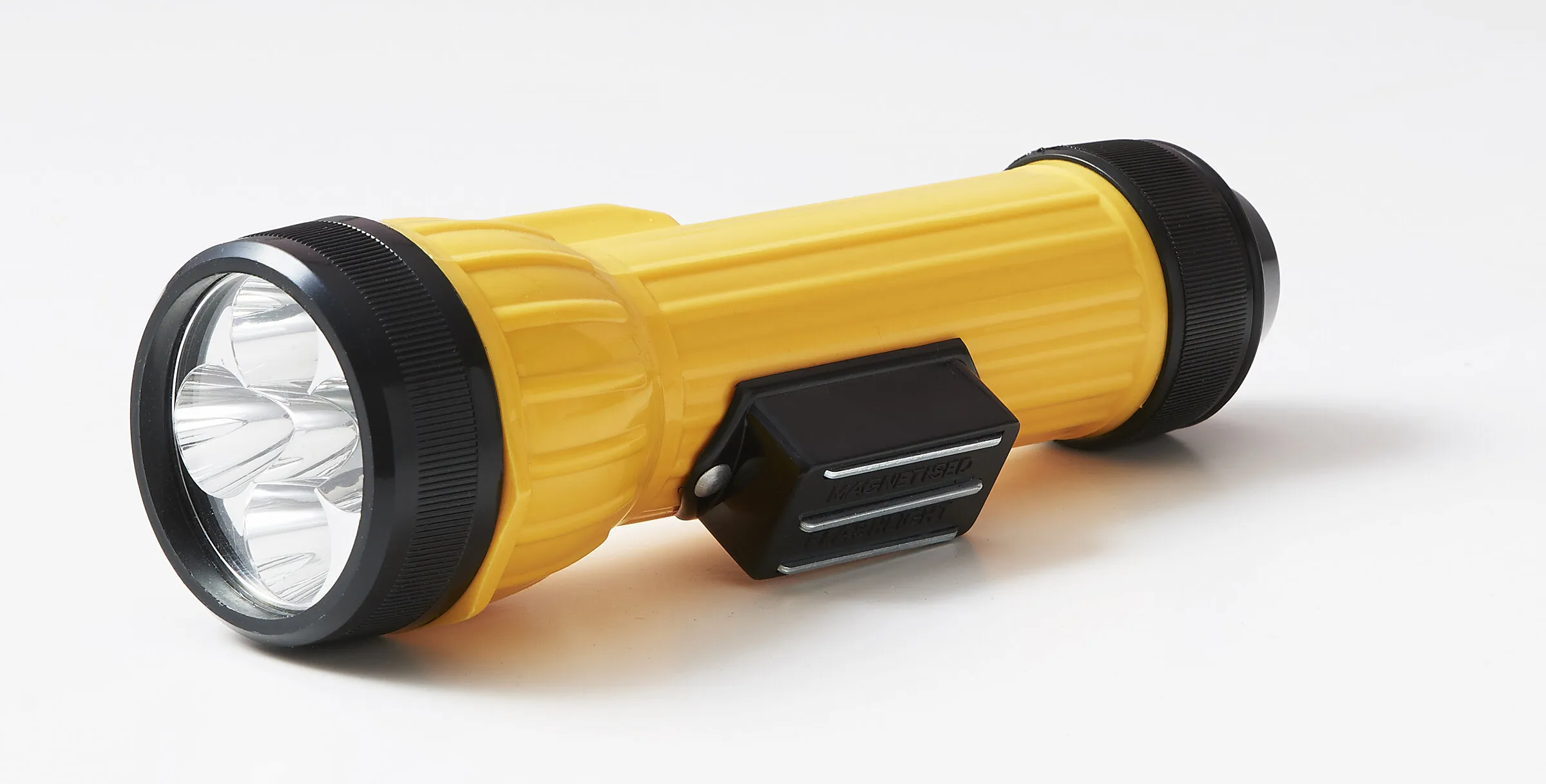 Ficklampa LED med magnet